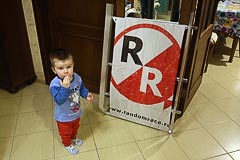 Внук Давид и&nbsp;санки с&nbsp;баннером «RandomRace»