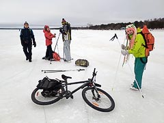 Надеваем коньки